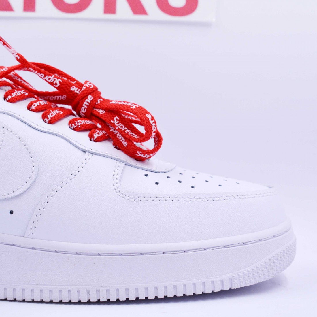 supreme air force 1 white